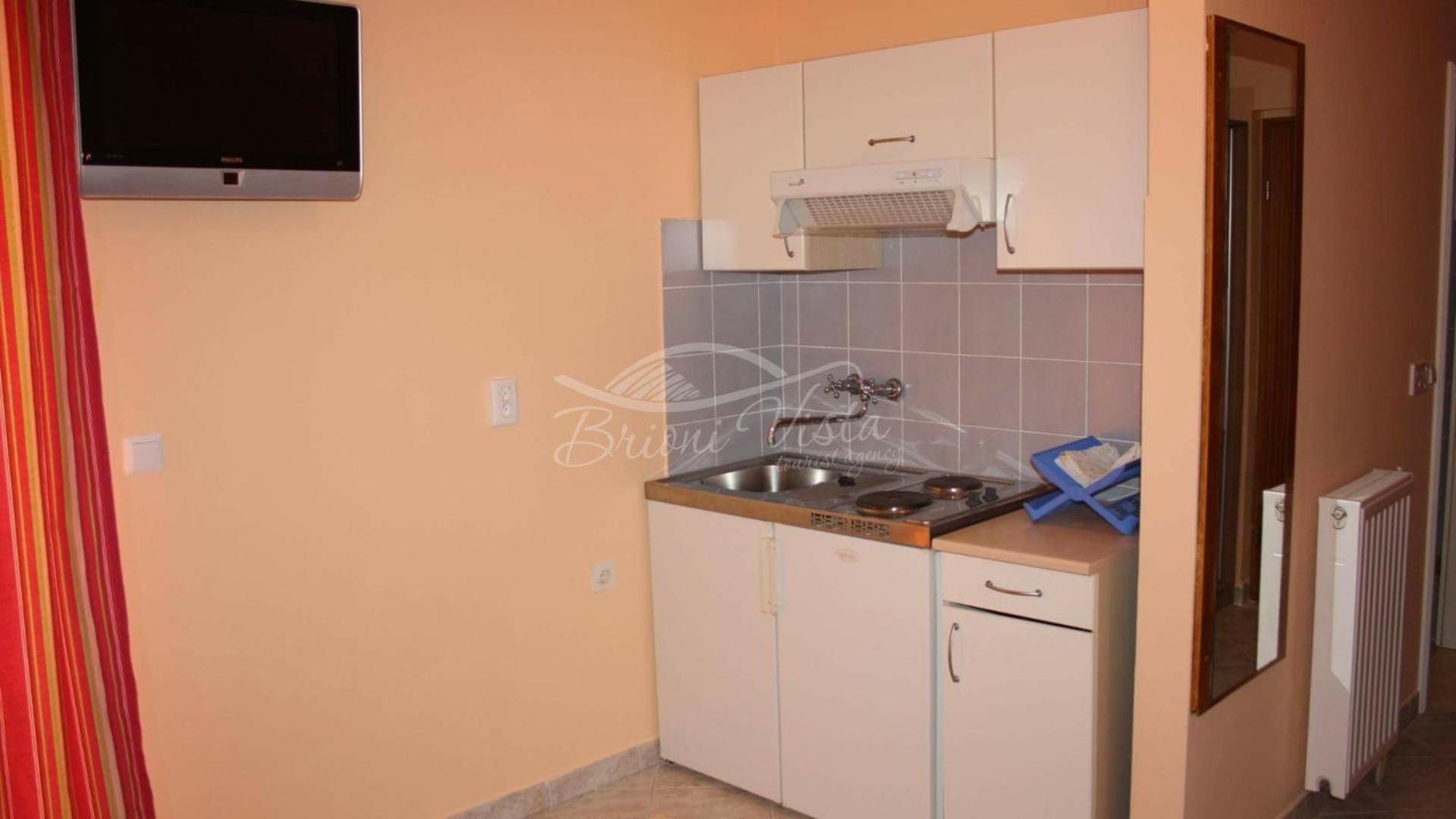 With Free Parking And No Balcony But Terase In Front Of The House *