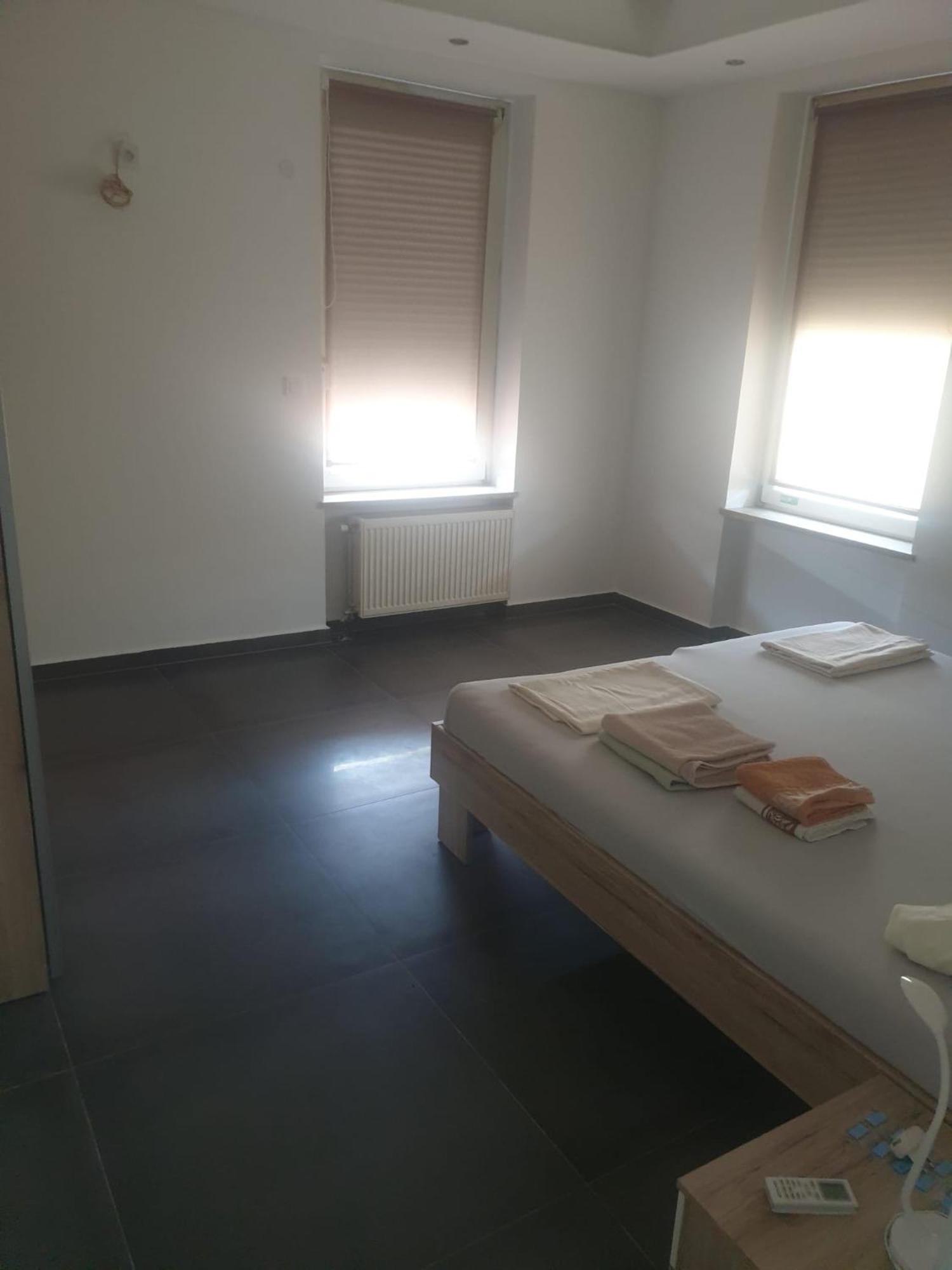 With Free Parking And No Balcony But Terase In Front Of The House *